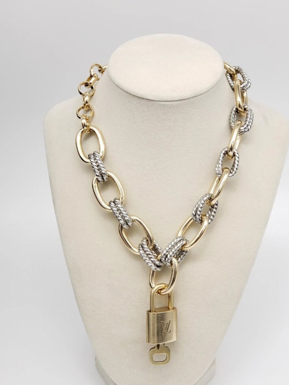 Authentic Louis Vuitton Gold Padlock w/ Unbranded Fashion Geometry Necklace - Picture 2 of 8